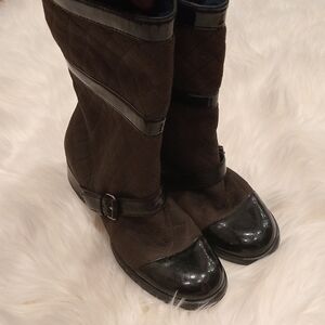 CHANEL Black Quilted Winter Boots